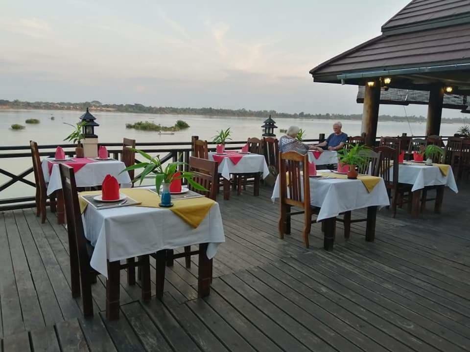 Pon Arena Hotel Muang Không 외부 사진